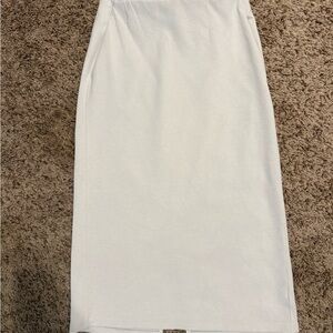 Lululemon White Women's Skirt NEW CONDITION